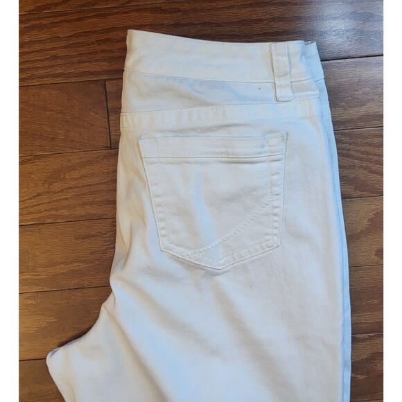 Sonoma Life Style Women Size 16 White Modern Capri Pants Jeans Mid Rise - Picture 6 of 12